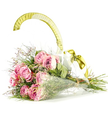 Şeffaf Taşıma Çantasında Lila Gül Buketi