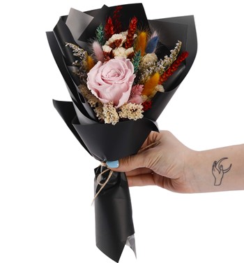 Solmayan Gül Buketi