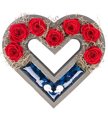 kalp saksıda solmayan gül