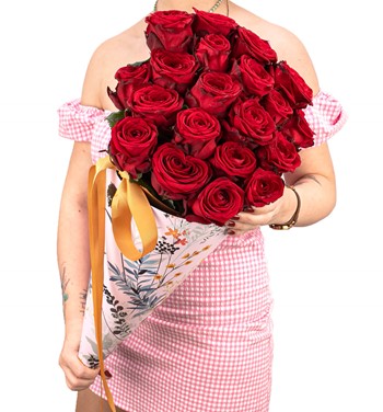 ithal kırmızı gül buketi