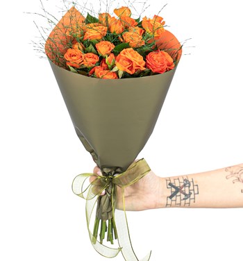 mini turuncu gül buketi